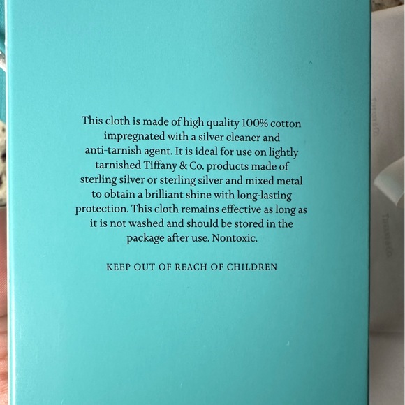 Tiffany & Co. 18x18 silver polish cloth - Picture 7 of 9